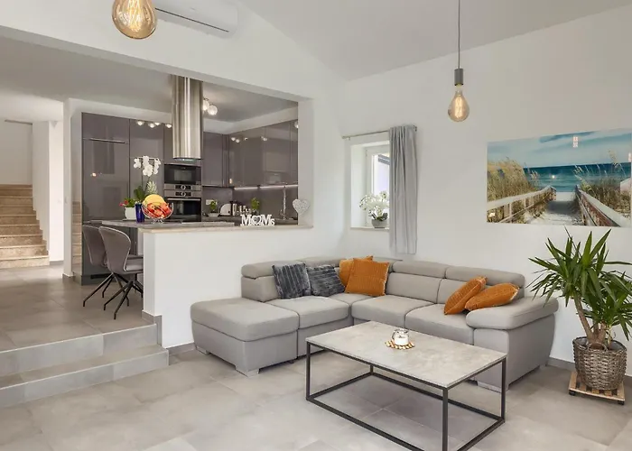 Camelia 펜션 포레치