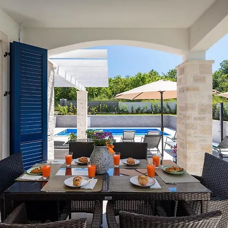 Camelia Ferienhaus Poreč