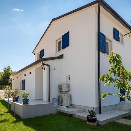 Dom wakacyjny Camelia